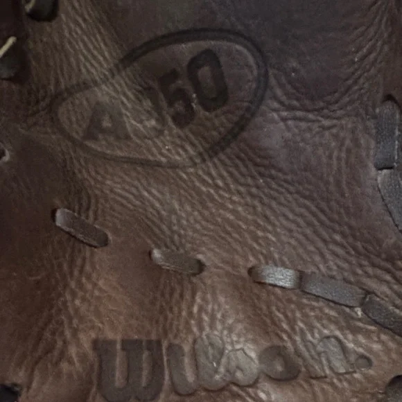 Wilson A950 Classic Brown Leather Glove - Picture 6 of 7